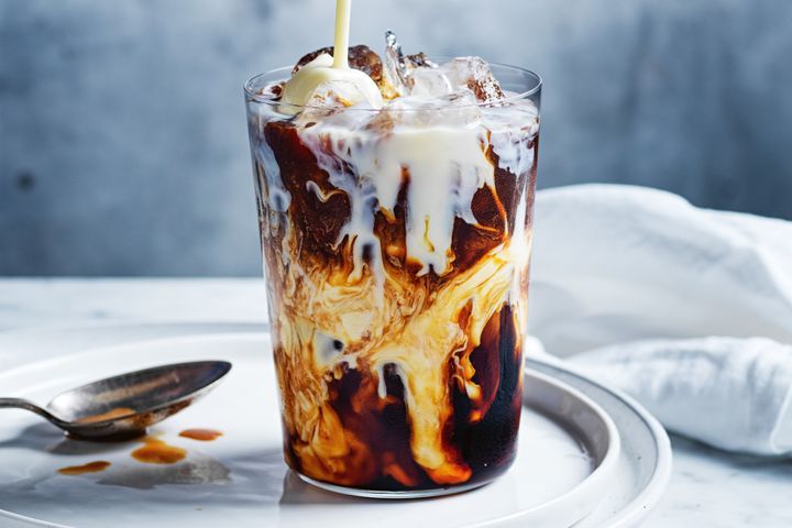 Cold Brew vs. Iced Coffee🧊 Understanding the Differences☕️